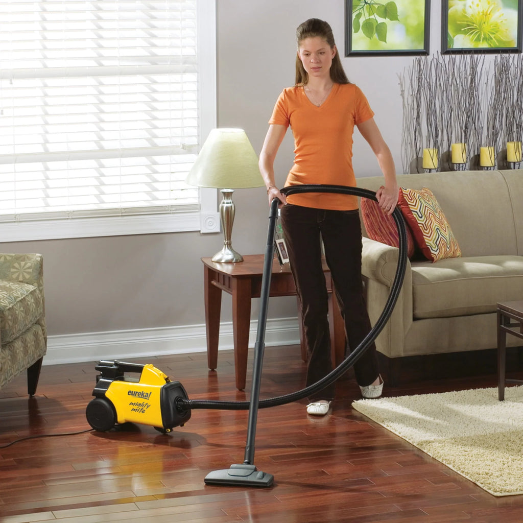 Bagged Canister Vacuum Y771887