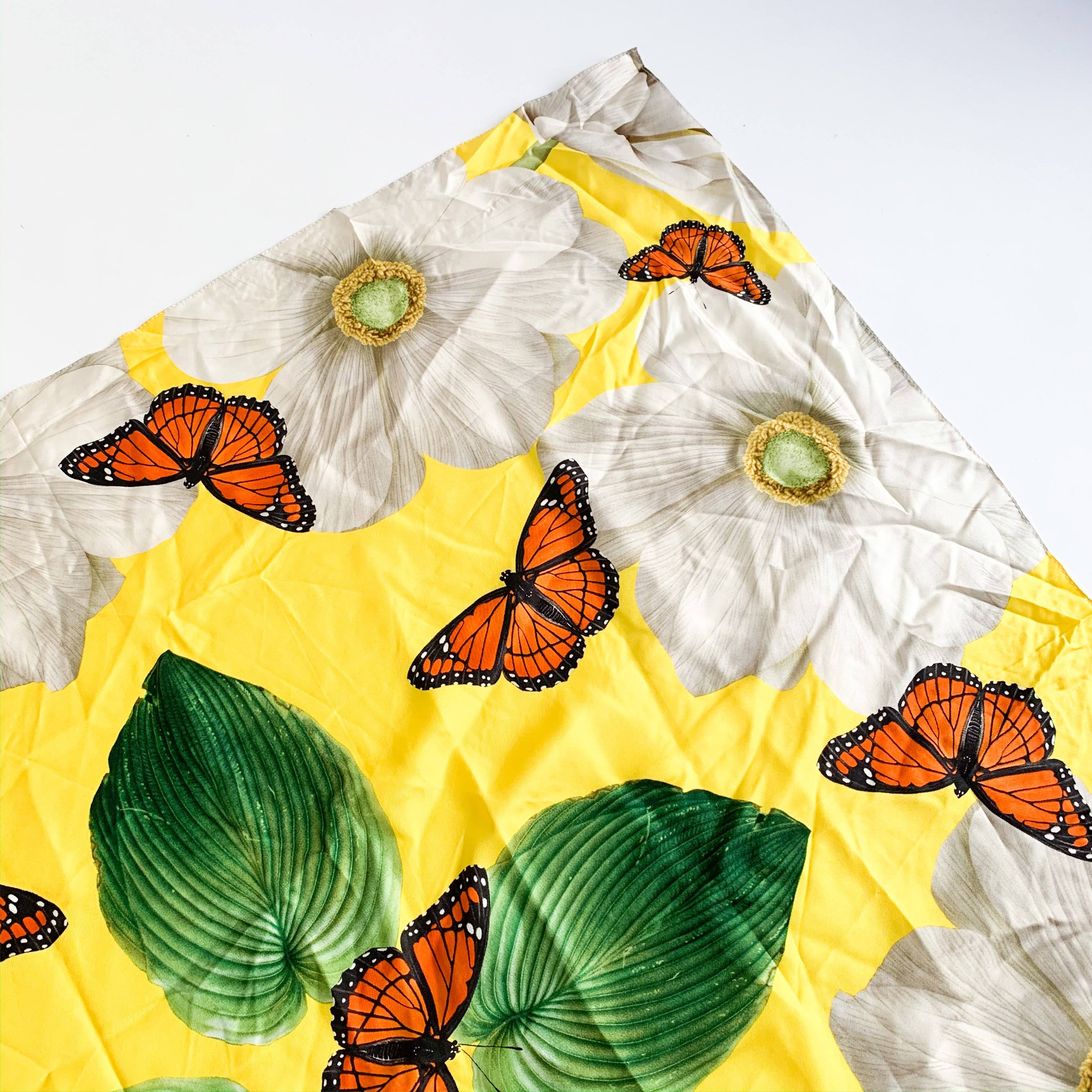 Butterfly and Leaf Scarf U364