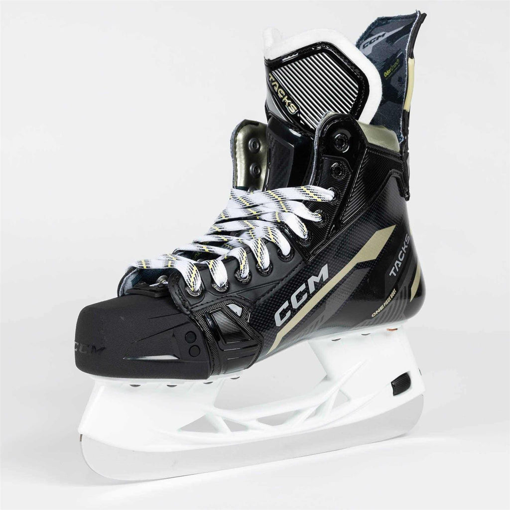 Ice Hockey Skates H2457