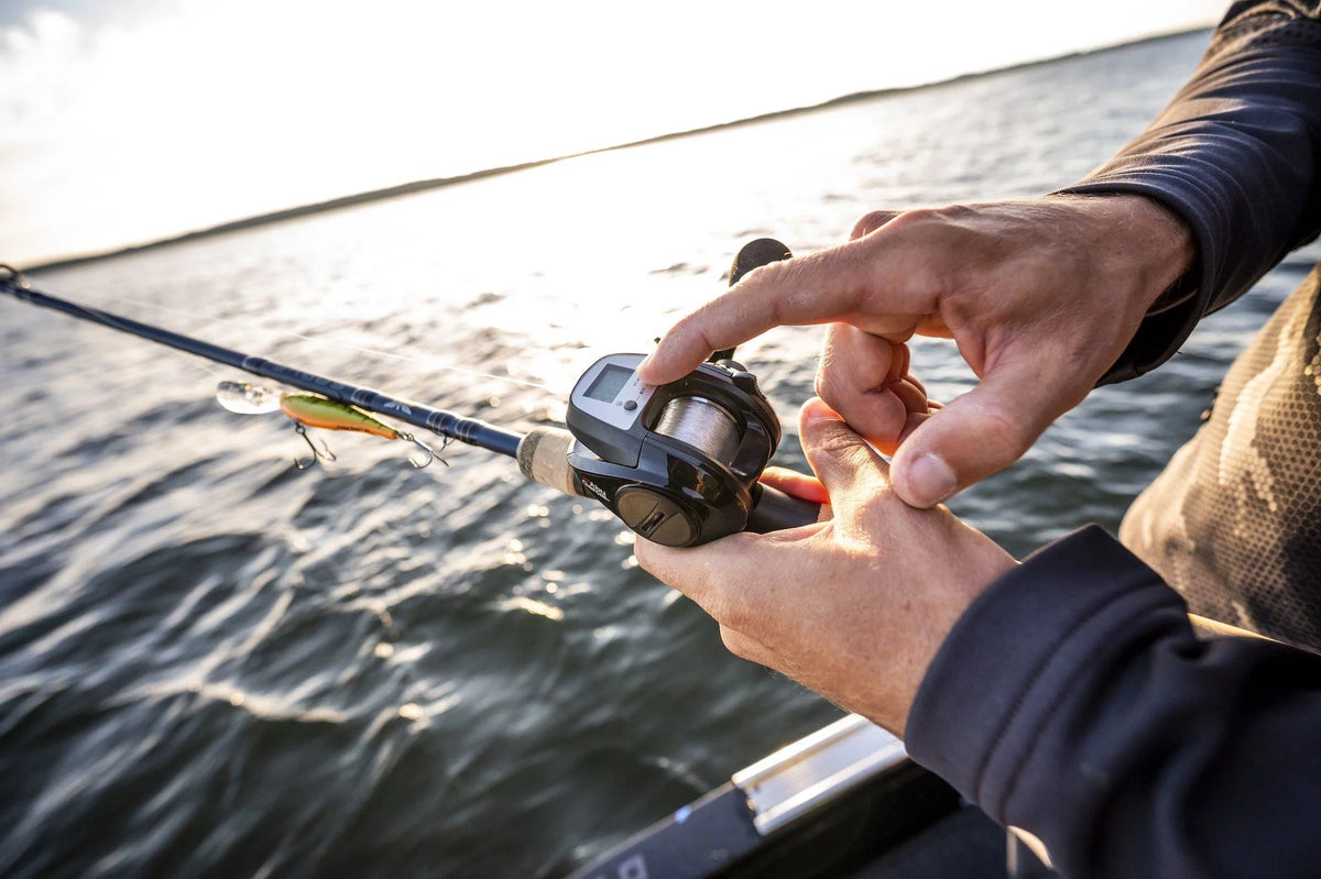 Low Profile Baitcast Fishing Reel T689257