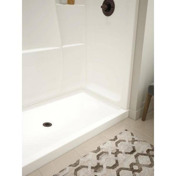 32 in. x 60 in. Single Threshold Center Drain Alcove Shower Base in High Gloss White K768386