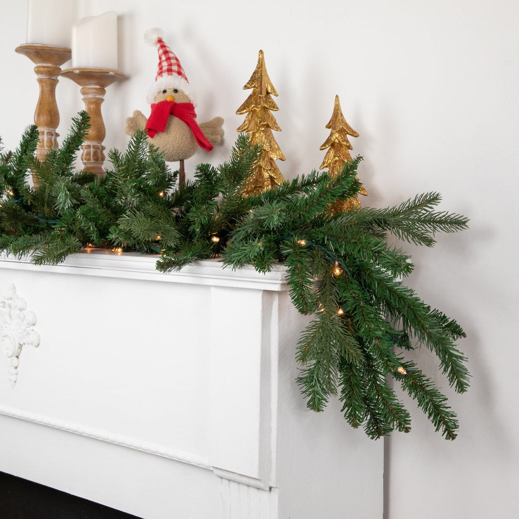 Pre-Lit Artificial Christmas Garland - 9' x 14" - Clear Lights D7599