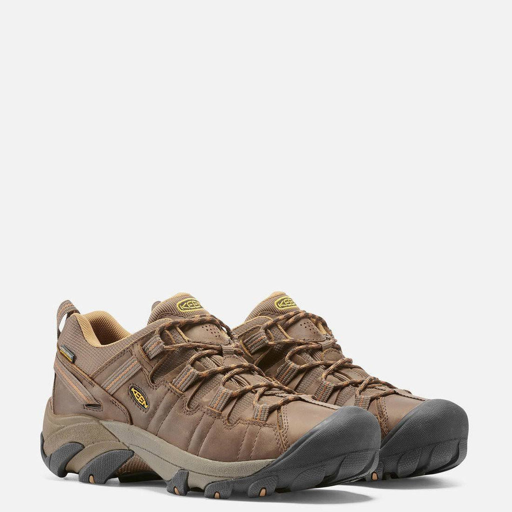 Cascade Brown Waterproof Hiking Shoes Y461896