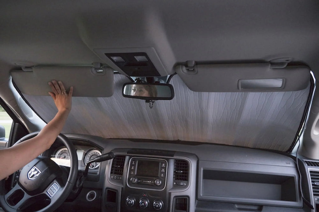 Custom Fit Windshield Sunshade O705